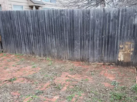 trash, old furniture and junk removed from yard